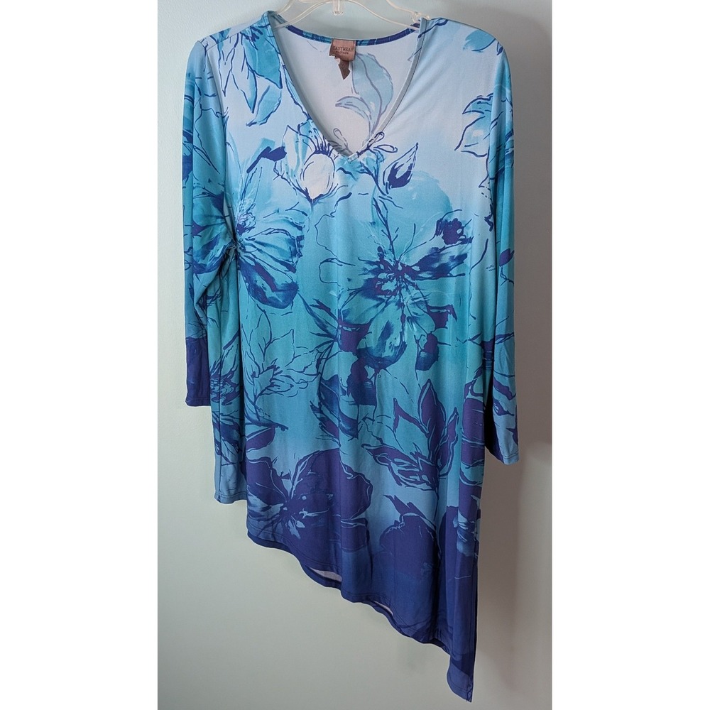 Easywear by Chico's Tunic Women 3 Blue Excellent Floral Ombre Sharkbite V-Neck